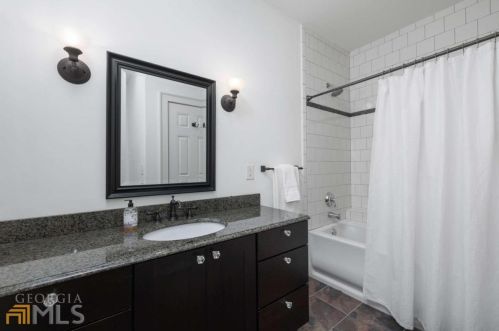 4711 Dudley Ln, Atlanta GA  30327-3330 exterior