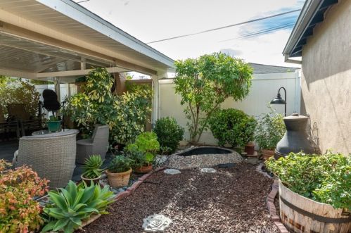 503 Geneva St, Glendale CA  91206-3308 exterior