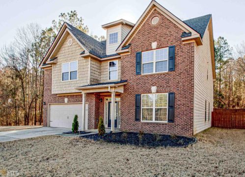 106 Blossom Ln, Newnan, GA 30263-4655