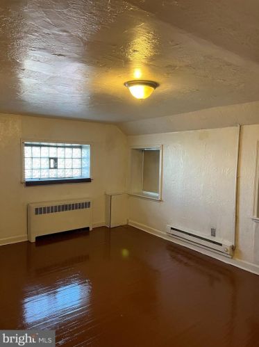 5632 12 St, Philadelphia PA 19141-4102 exterior