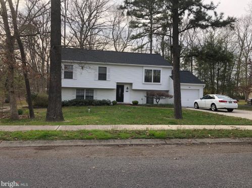 603 Hunters Ln, Waterford, NJ 08089-2115
