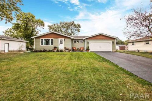 605 Belaire Dr, Beverly Manor, IL 61571-3212