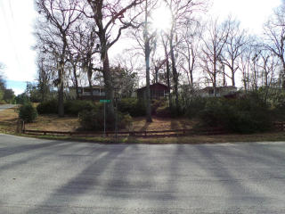 103 Riverside Dr, Eutawville, SC 29048-9445