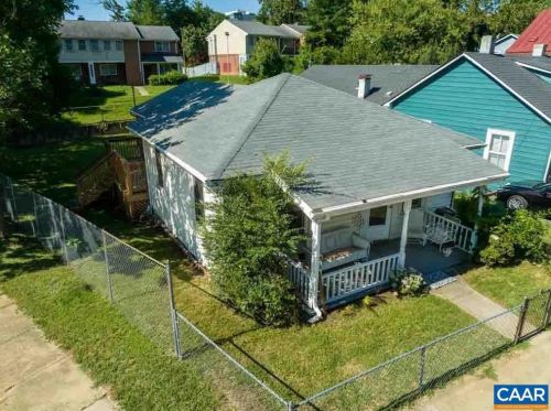 916 Page St, Charlottesville, VA 22903-4450