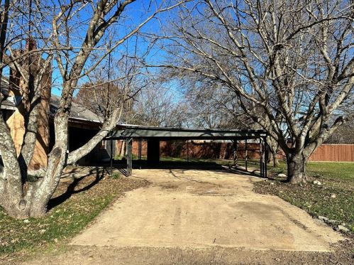 2046 Fm 121, Whitewright TX 75491-7130 exterior