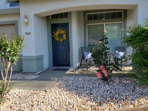 9681 Flame Tokay Way, Elk Grove, CA 95624-4702