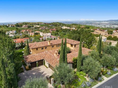 47 Echo Gln, Irvine CA  92603-0421 exterior