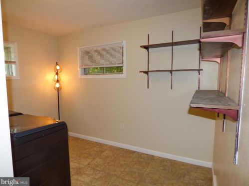 2390 Grandview Rd, York PA  17403-5109 exterior