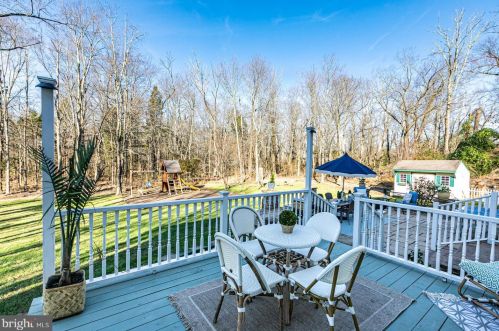193 Cherry Vly Rd, Princeton NJ  08540-7681 exterior
