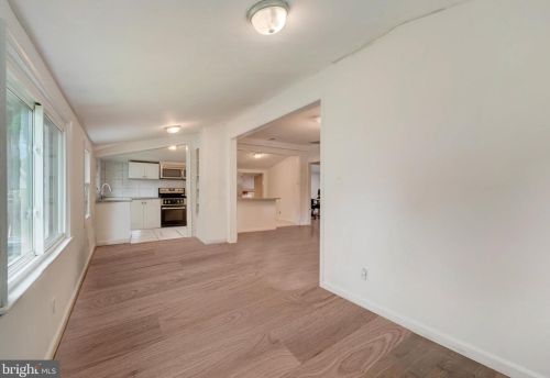 4964 Elm St, Shady Side MD  20764-9655 exterior