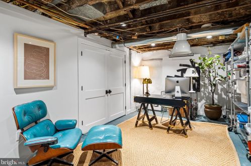 718 22nd St, Philadelphia PA 19130-0027 exterior