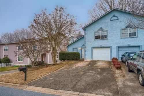 4151 Lake Mist Dr, Kennesaw, GA 30144-5113