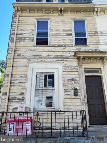 45 Summit St, Harrisburg, PA 17103-2234