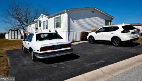 50 Raptor Dr, Hanover PA 17331-8158 exterior