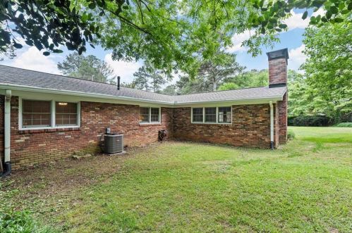 3328 Mercer University Dr, Atlanta GA  30341-5634 exterior