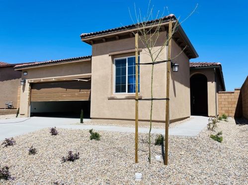 11672 Crescent St, Desert Hot Springs, CA 92240-2049
