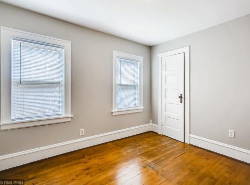 963 James Ave, Saint Paul MN  55102-3329 exterior