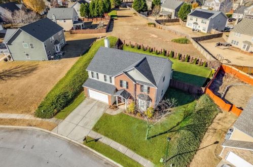 1833 Bell Ln, Braselton, GA 30517-2576