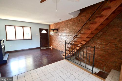 1161 Juniper St, Philadelphia PA  19147-4419 exterior