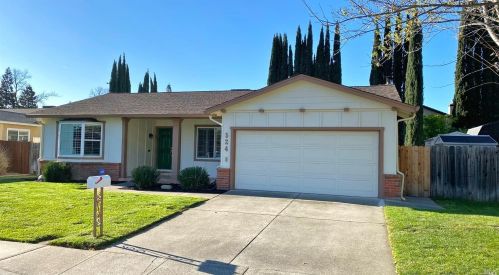 524 Parkridge Dr, Vacaville, CA 95688-2513