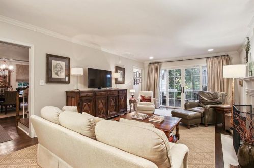 2670 Dellwood Dr, Atlanta, GA 30305-3575