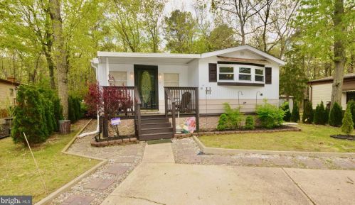 81 Skyline Dr, Erial, NJ 08081-5252