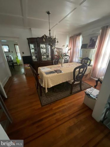 7030 Jackson St, Philadelphia PA  19135-1808 exterior