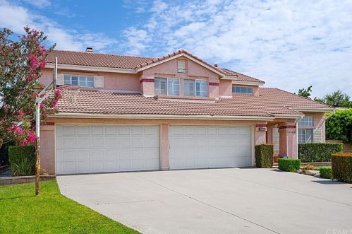 2694 La Morada Dr, Rialto, CA 92377-3420