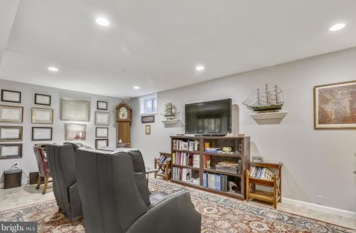 10783 Kinloch Rd, Silver Spring MD 20903-1227 exterior