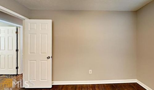 1355 Hicks Cir, Conyers GA  30012-4210 exterior