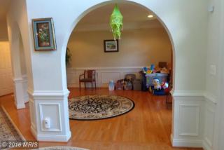 23425 Summerstown Pl, Dulles VA  20166-2177 exterior