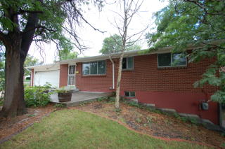 6861 Greenwood St, Littleton, CO 80120-3773