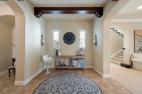 2231 Britannia Dr, San Ramon, CA 94582-5280