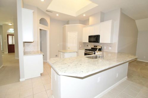 915 Rock Springs Dr, Richmond TX  77469-6179 exterior