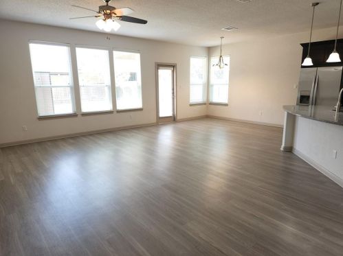 610 Algerita Dr, Georgetown TX  78628-2504 exterior