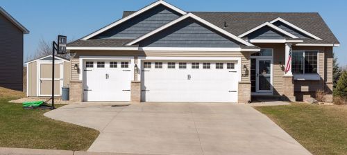 1120 Jasmine Ln, Jordan, MN 55352-4525