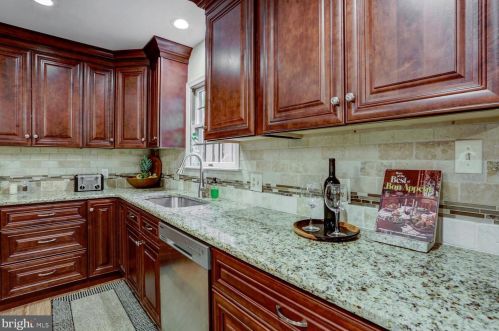 1843 Spring Ridge Ln, Lancaster PA  17603-6794 exterior