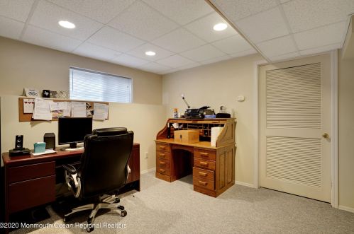 104 Annapolis St, Tinton Falls NJ  07712-3174 exterior