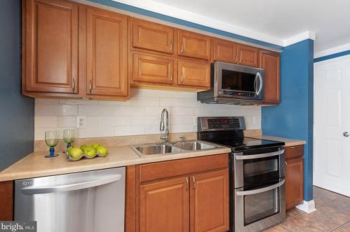 201 Newport Dr, Severna Park MD exterior