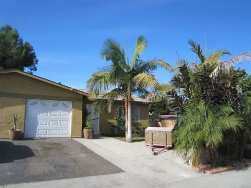 220 Avenida Descanso, Oceanside, CA 92057-5204