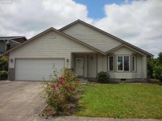 1060 Applegate Pl, Harrisburg, OR 97446-8703