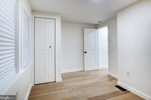 1128 Mercy St, Philadelphia PA  19148-5520 exterior