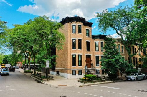 2159 Sedgwick St, Chicago, IL 60614-4619