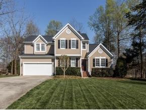 1613 Saint Andrews Dr, Mebane, NC 27302-7116