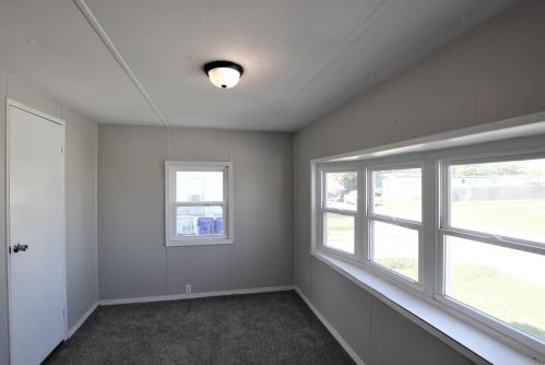 2028 Golden Vicary Dr, Pendleton MO  63383-3224 exterior