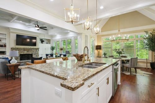 1735 High Trl, Atlanta GA  30339-8470 exterior