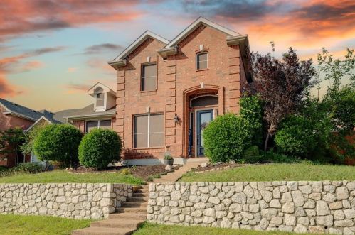 2923 Newport Dr, Rockwall, TX 75032-5487