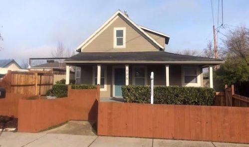 906 Sunset Ave, Medford, OR 97501-2577