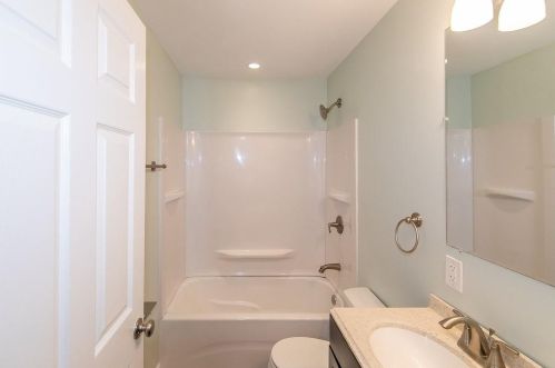 2829 Horse Shoe Dr, Atlanta GA  30316-4219 exterior
