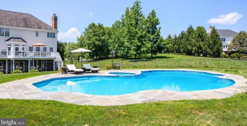 42001 Saddlebrook Pl, Leesburg, VA 20176-6233